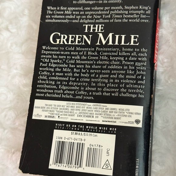 The Green Mile Paperback Book - Picture 2 of 2